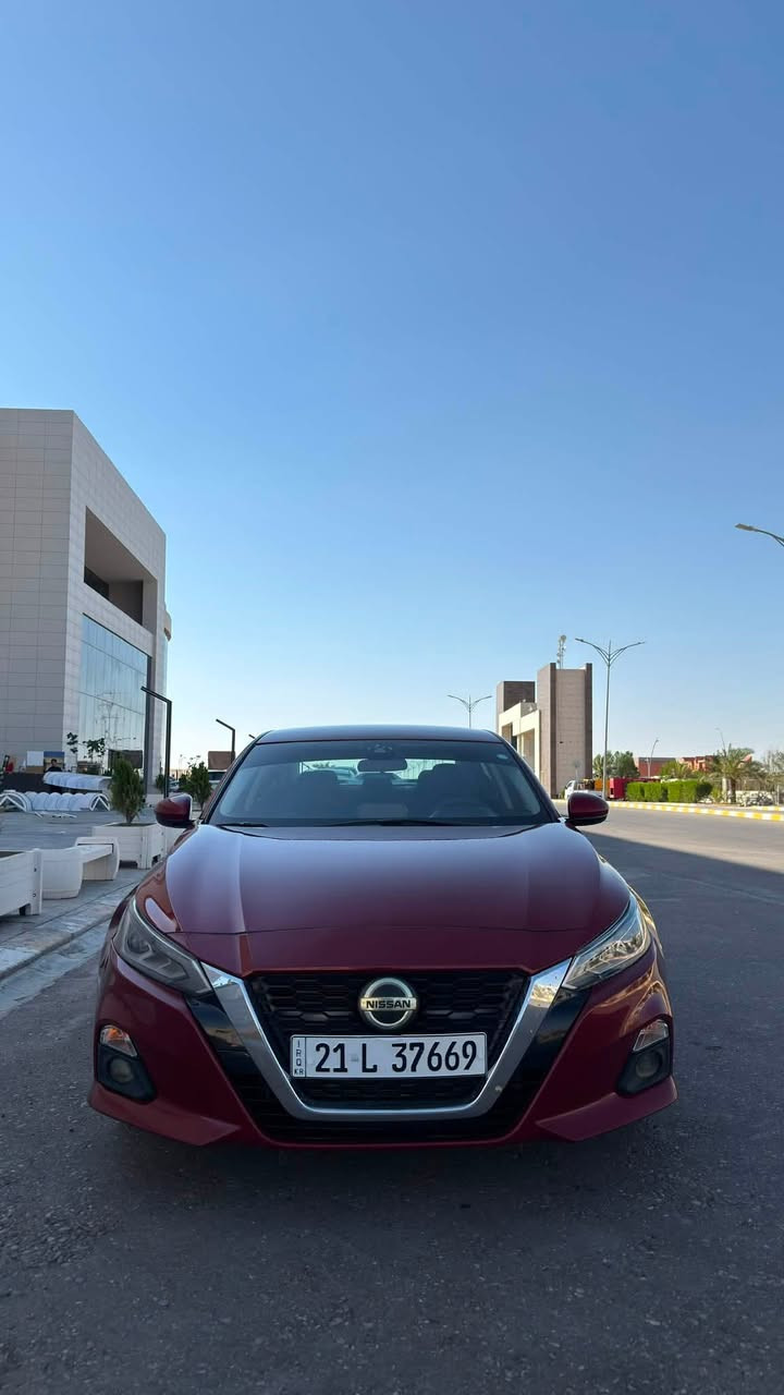 نيسان التيما 2022 AWD
مواصفات SV فول عدا فتحة سقف 
ضرر كلين فقط الدعامية بدون قطرة صبغ بدون دواخل بدون ايرباك
ماشيه 55M لون كرزي 
محرك 4 سلندر 2500
نظام صوتي نقي 
شاشة وسطية Touch Screen 
كاميرا خلفية ورادرات امامي خلفي 
تنبيه خروج عن المسار ومثبت سرعة
بصمة تشغيل عن بعد وباقي المواصفات معروفه
تايرات وبطارية جديدة 
رقمها سليمانية وسنوية جديدة بأسمي كاملة

1N4BL4DW0NN382925
سعر 155 وبيها مجال وتدلل
عنوان تكريت 📍
رقم هاتف ***********
