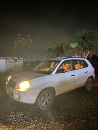 هيونداي تكسون موديل ٢٠١٠ محرك و كير و تبريد و تدفئة بشرط  كير توماتيك/...