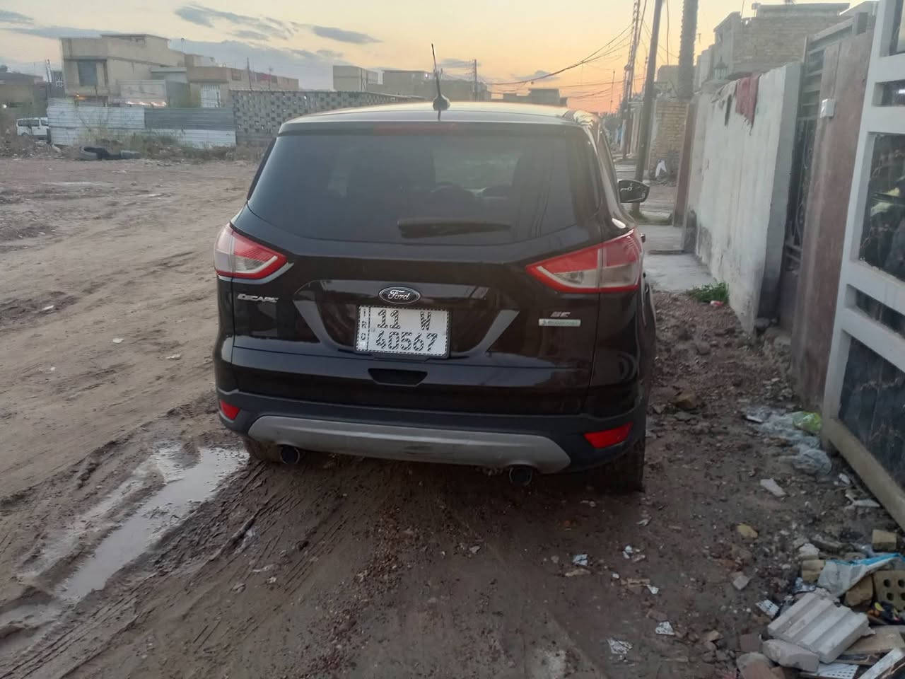 فورد سكيب ١٣ رقم بغداد انكليزي محرك ١٦٠٠ تيربو ضرره جاملغ جهة السائق السعر ٨٠ تلفون ***********
