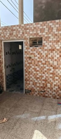 حي الحسين • طابو صرف • ٤ غرف