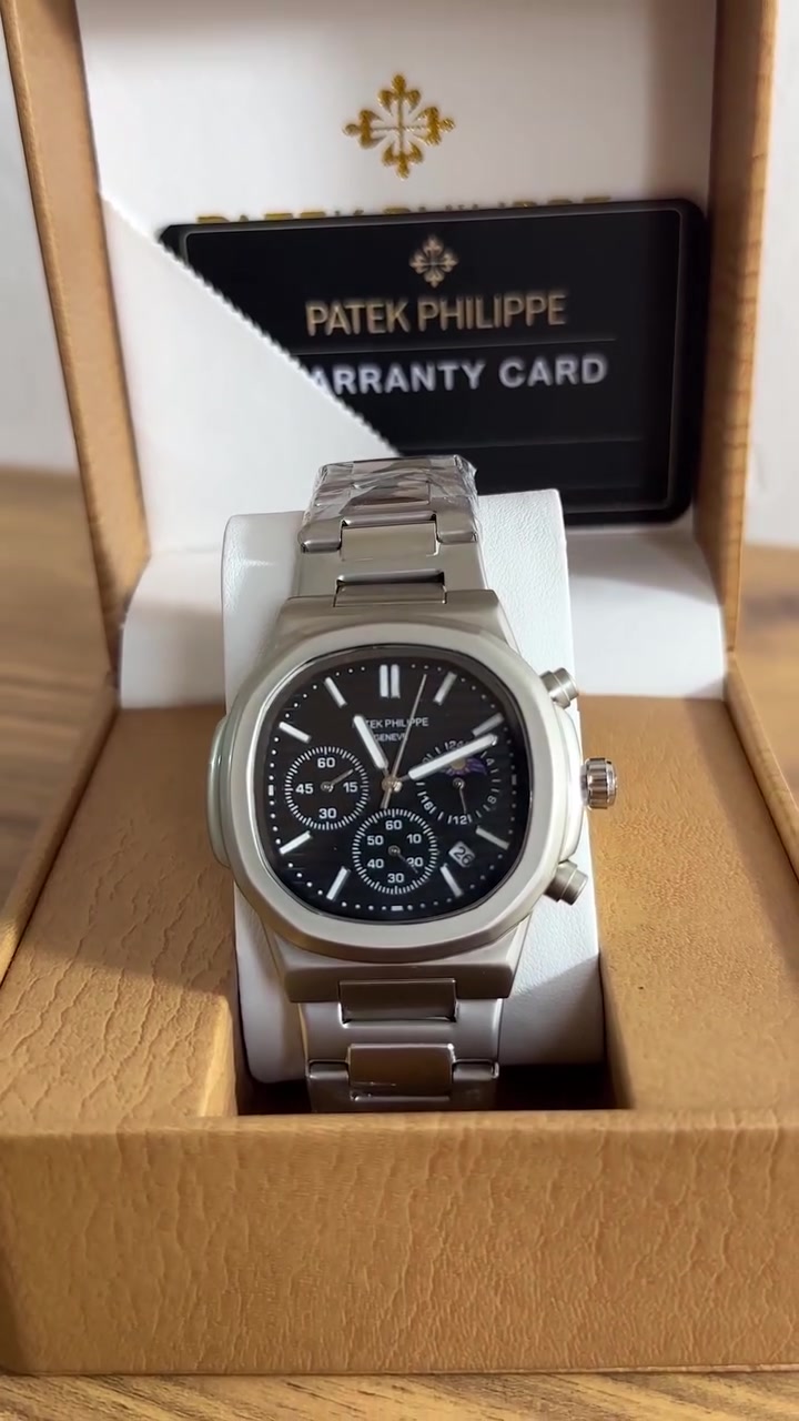 ساعة من ماركة PATEK PHILPPE باتك فلب العالمية 
ساعة مميزة مينة سوداء بإطار فضي 
المعدن سل ستيل طلاء ثابت 
جميع الاميال شغالة 
تحتوي على نافذة تاريخ 
تأتي مع العلبة الاصلية وضمان لمدة سنة 
السعر 35 الف مع التوصيل


**إذا كنت صاحب هذا الإعلان وتريد حذفه لأي سبب، رجاءا أرسل رسالة إلى الدعم الفني**