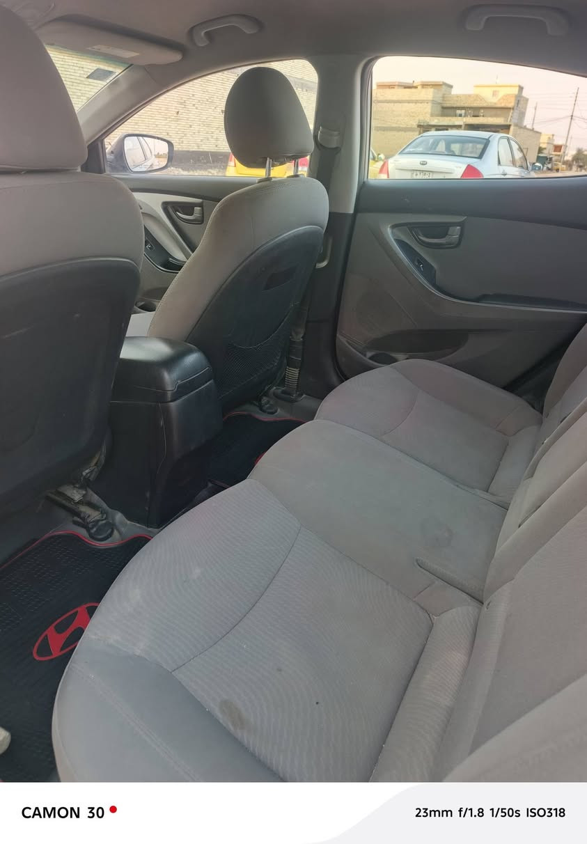 السلام عليكم انتره ١٦ امريكي بيها بيبان اثنين صبغ وبنيد تبديل  رقمه واسط  السعر ١١٠ وبيه مجال مكان كربلاء ***********
