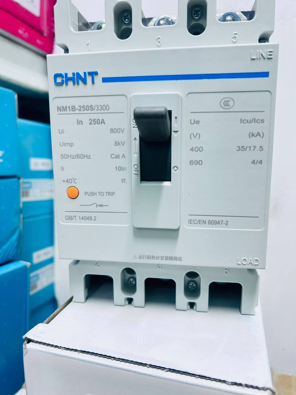 السلام عليكم ورحمة الله وبركاته 
يتوفر كل المواد الي تخص للسيطرة 👍
      ( جديد.).  ،🚧. ( بالة اصلي )
  
قواطع دورة 💮جميع الامبيرة 🪛🅰️🅱️🅱️ + شنت +الشنايدر. ✅✅. + LS🪯

والكونتكترات. بانواعها. 🪛🅰️🅱️🅱️ + الشنايدر. ✅✅. + LS🪯
*********** ،اتصال ☎️.\ واتساب
عنوان 🧰. بغداد._الشورجة_ عكد النصارة 

يتوفر توصيل الكافه محافضات العراق
