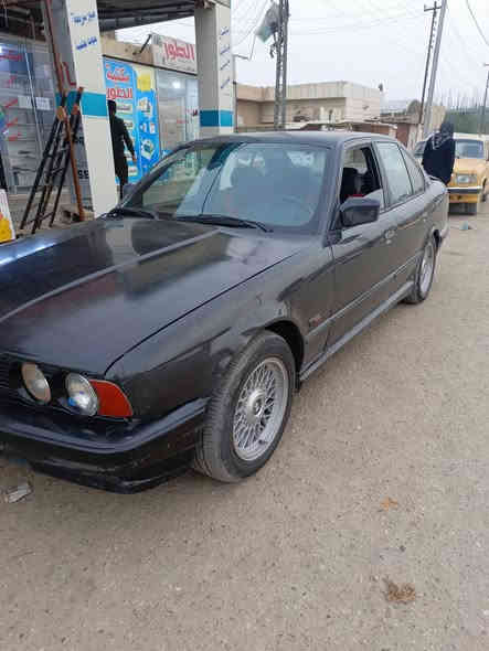 سلام عليكم بي ام 91 كفاله كص وضربه وابليته 525مكينه Y8رقم بغداد ألماني سنويه نافذه صار سنه مكينه كير حداده تخم تاير اسبير بيه نواقص بصيطه كلش تحويل مكان ذي قار السعر 48 وتساب ***********
