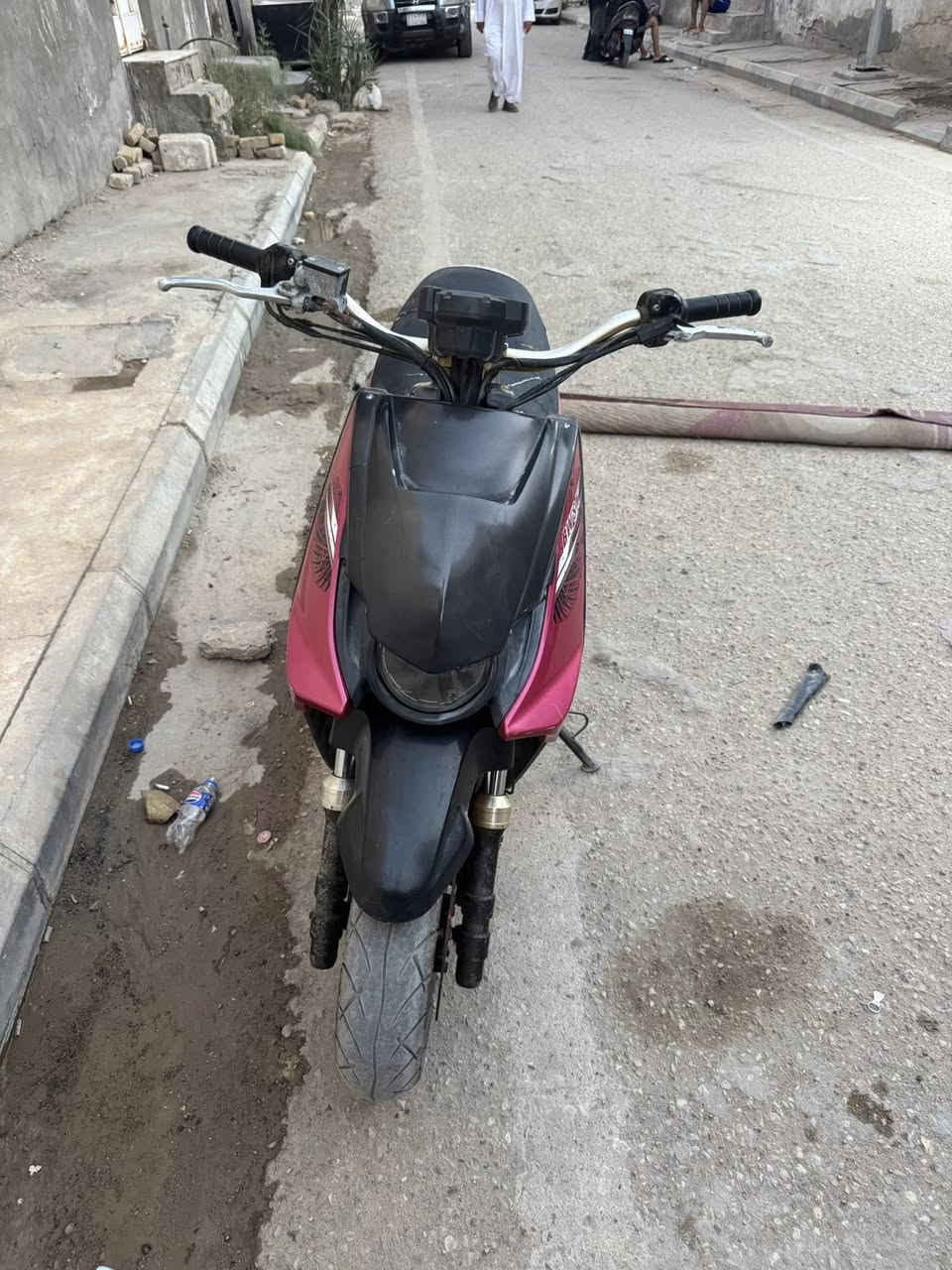 سكنس جبلي للبيع صاله شهرين او اقل طالعه من الزيتون اول تبديلة دهن وبعدهي ممحترك يعني ابد ممستخدمه الله شاهد طلعته ب 1.800 ورايده ب 1.300 وبيه مجال مستعجل ع بيعته كلش 
مكاني ناصريه شارع صلاة الجمعه 
***********
