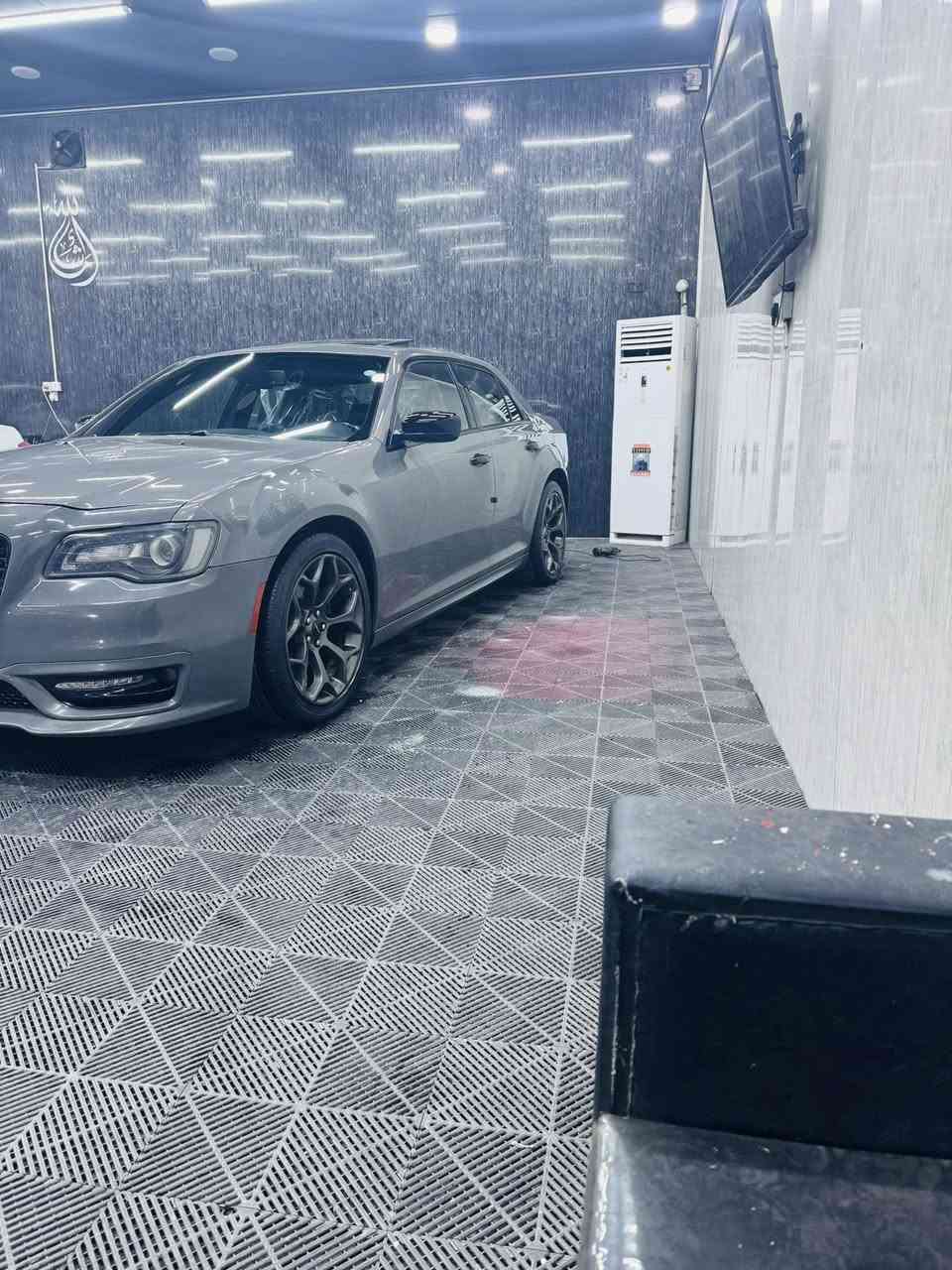 السلام عليكم
اوباما 18 S كندي  مكان السياره موصل

كلين التقرير مرفق وي الصور ماشية 100

لون سمنتي رقم اربيل باسمي سنويه وهزه جديدة 

سياره موصفات اس فول بنوراما وكشنات اس

بجم عريض لد وعدسه بالدعاميه موصفاتها معروفه

بيها كارت بالجاملغ الورا السايق وبيها بارد مكانين وبيها رصعات 2 ميبينن تخم تايرات جديد صدر كله جديد كير ومحرك كفاله هاي كل تفاصيل السياره سعرها خاص خابر ودلل ***********

  

***********
