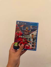 للبيع نضافة ١٠٠ ولا شخط  بيس2019 انكليزي 25 الف  بيس 2020 انكليزي 35 ا...