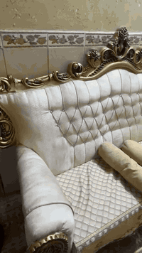 السلام عليكم عندي تخم ملكي 10مقاعد لبيع هو وطبلات وحدها كبيره وعدد 2 اصغار مع كوشات جديد ونضيف جداا

الموقع الخالص / والسعر بيه مجال


**إذا كنت صاحب هذا الإعلان وتريد حذفه لأي سبب، رجاءا أرسل رسالة إلى الدعم الفني**