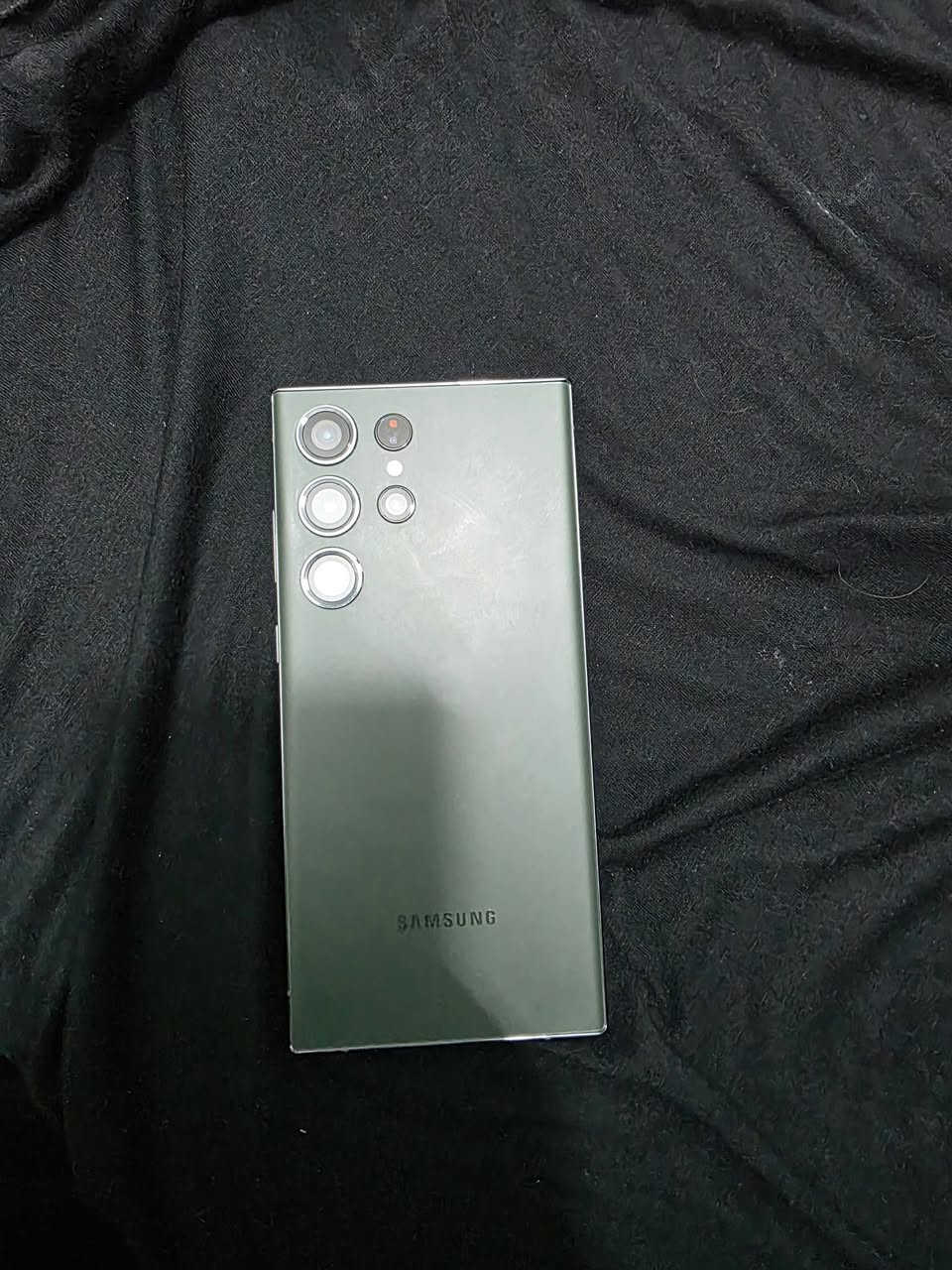 السلام عليكم عيني عندي جهاز الترا 23s للبيع كامل مواصفات مكاني بغداد البياع رقمي واتساب ***********
***********
