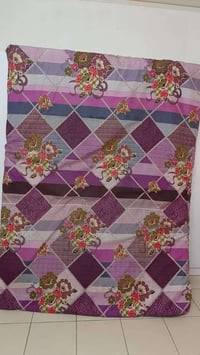 غرفة نوم • سرير