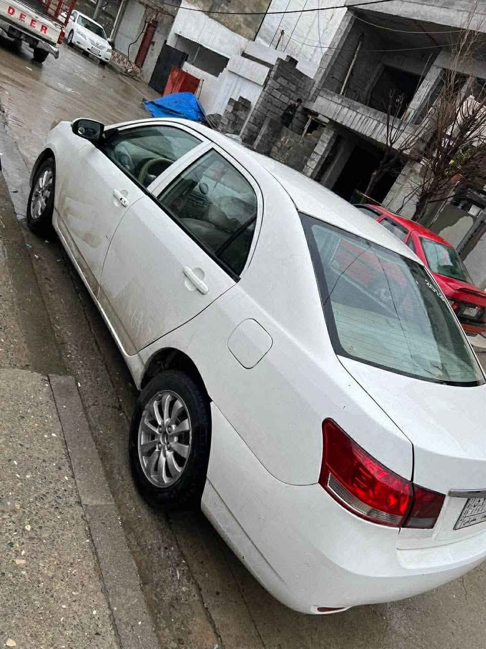 byd 2013 j3
بەناوی خوای گەورە
ئەم سەیارە بۆ فرۆشتن گێڕو مەکینە بیلاد بەشەرت
موس و بڕاوە نییە
کامل کارەبایی ئیش دەکات
تەبرید  گەرمی ئیش دەکات
بەسمەیە ، abs  ،پاوەرە
تازە هایدرۆلیکی  گۆڕاوە
پێشی کامل داگیراوە
تەقەوڕەقەی سفرەنیەتی
کارتی جنوبی لەگەڵە
شــــوێن :قەڵادزێ
ژ.مۆبایل    ***********
***********
  نرخ  ٣٥  گەڵا و موعامەلە
