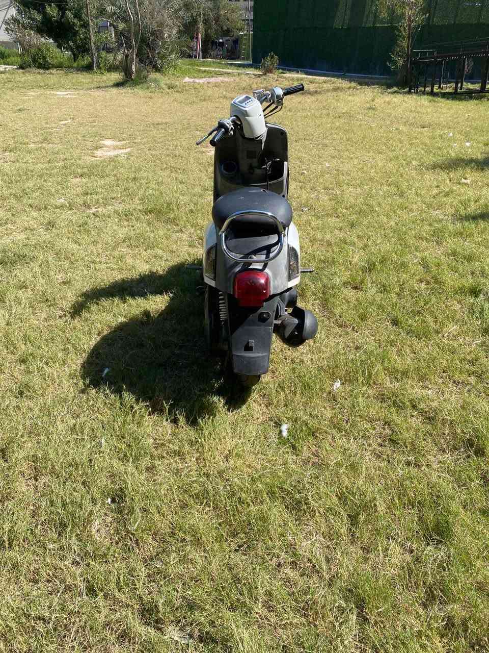 سلام عليكم دراجه بوليس للبيع دراجه مالرمبة جديده كهربائياتة كلهة شغالة نوزل نكرة سلف دراجه كلشي بيهة شغال مامفتوحة  مكفولة كفالة عامة السعر 850وبيهة مجال للطيبين مكاني بغداد الامين الثانية ***********
