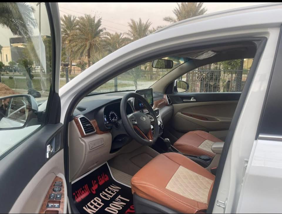 ‏سلام عليكم 

سيارة توكسان للبيع ￼٢٠٢٠ السيارة نظيفة كلش اخت الزيرو  ماشية ٤٢ الف    
فقط واتساب *********** ￼ 
مكان السيارة النجف الاشرف 
 السعر ٢٠٨
