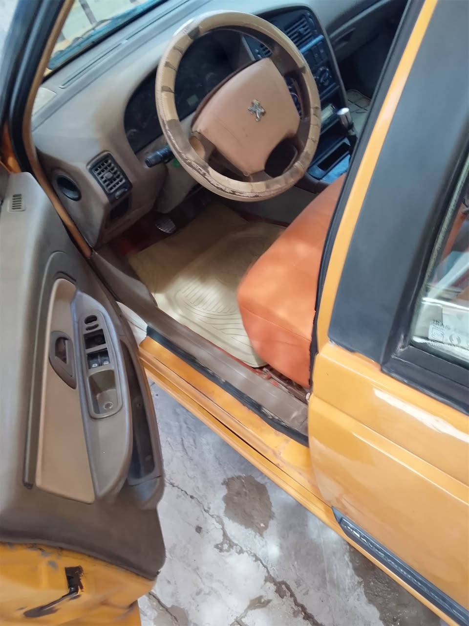 للبيع بيجو موديل 15 رقم قادسيه مالك بابل
تحويل سعر 27بيه  مكان سياره بابل 
***********
