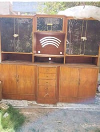 معرض صاج العرض ٢ و نص و الارتفاع ٢ متر بحالة جيدة جدا في منطقة حي الزه...