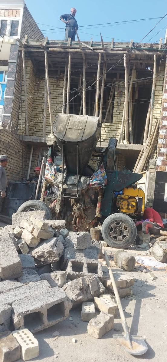 السلام عليكم بيت للبيع100م المعالف م861/ز65/د21
للتواصل يرجى الاتصال على الرقم***********
