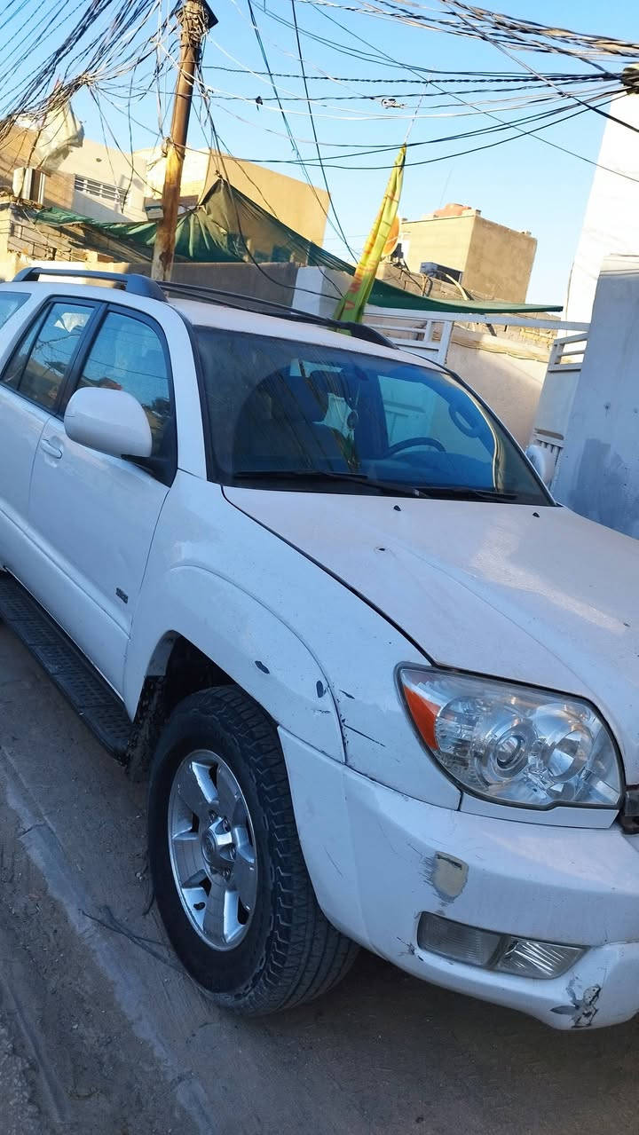 فور رنر 2005 سنه سلندر سبع راكب مكفوله من الصبق واعد جو رقم  الخلفي جنطه شفط كير  مكينه حداديه وتبريد وتدفع خير من الله  وتخم تاير سعر 115 وبيها مجال بسيط ***********
