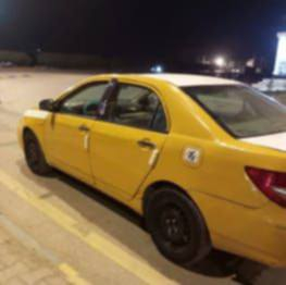 سلام عليكم سياره بي وايدي موديل 12 مكينه وكير اوتوماتيك رقم نجف راعيه موجد السياره خير من الله حداديه خير من الله دواخل جديد زوج تايرات جديد  (السعر22 ) وبيه مجال حك الجيه المكان حله بابل قرب العلويه شريفه بنت الامام الحسن ع رقم الهاتف ***********
