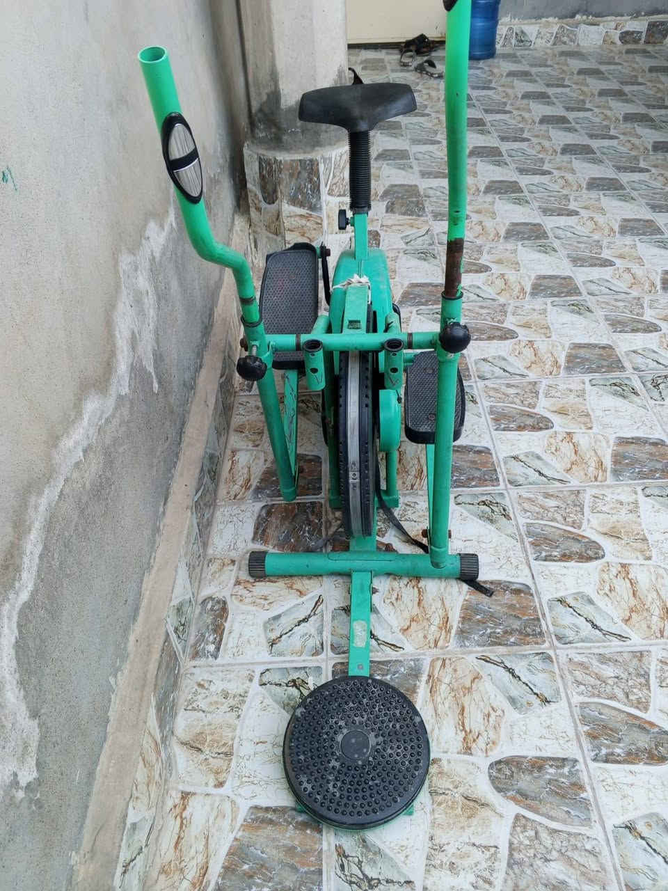 جهاز رياظه البيع السعر ٦٠ وبي مجال. ***********
