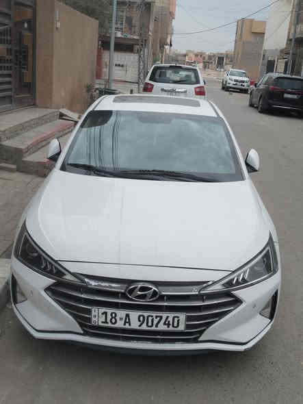 السلام عليكم مديل ٢٠ بيها بنيد وبار باب الايسر السياره خليجي مفوله  ١٥٥ وبيها مجال بيع مستعجل 
***********
