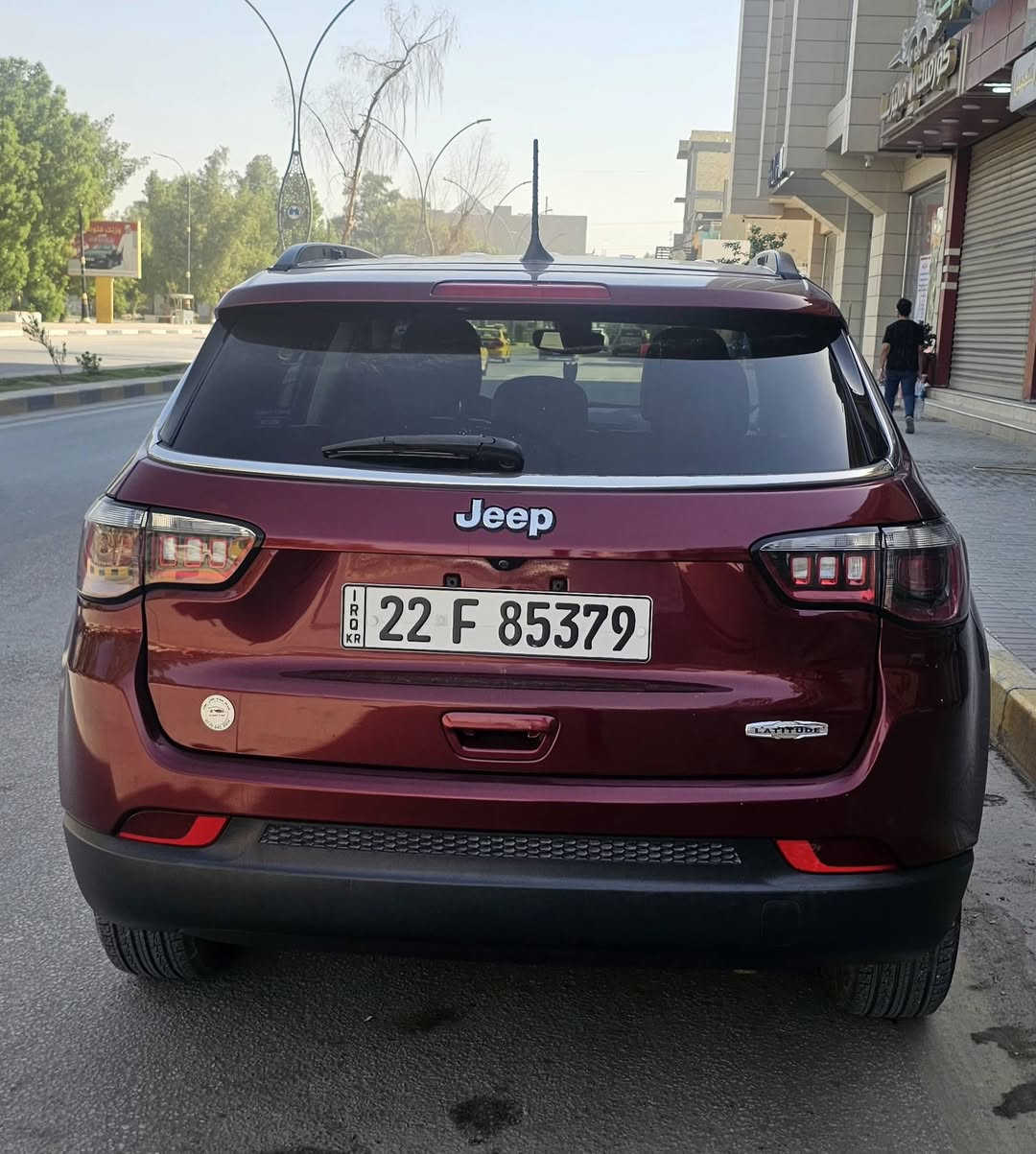 جيب كومباس  موديل 2021

•الرقم: اربيل

لون : ماروني 

ماشي ٩٣٤٠٠ الف ميل 

•المواصفات : latitude

* بصمة

*المحرك: 2.4 (اربعة سلندر) مكفول

* كشافات 

*كامرة خلفية 

*كشنات السيارة جلد اسود اصل مطعم 

*شاشة الدشبول حجم كبير 

*تبريد قطعتين امامي وخلفي

*سايد بريك دكمة

*سستم صوت

*تحكم ستيرن جهتين بلوتوث وحاكية وكروس سرعة وتحكم صوت 

*نظام ABS مانع انزلاق

•الضرر: دعاميه وبدون ايرباك موضح بالصور 
* السعر 150$ 
 مكان حله / شارع الجمعيه 
السياره ماناقصها اي شي 
الاتصال: ***********
