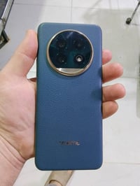 ريلمي 13 برو 5 جي للبيع كلشي شغال أي خلل مابيها ضمان أسبوع كامل اذكره ...