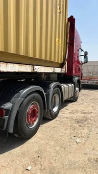 سياره للبيع 2004 محركv8 كفاله عامه سياره خير من الله تخم تايرات شرط ال...