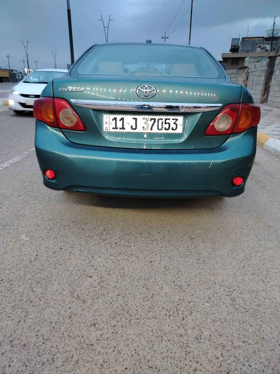 السلام عليكم /للبيع كورله وارد أمريكي موديل 2009 رقم بغداد الجديد هزه جديده سنويه محرك 1800 نظيف وگير نظيف تخم تاير نظيف مصبوغه عام جماليه بدون معجون ظررهاا طخه بصيطه جهة بالجاملغ الإمامي الايسر تبديل قطعتين جاملغ وبنيد مكان السياره الانبار فلوجه الاتصال على الارقام *********** *********** للبيع فقط يعني ما اراوس السعر 90 مجال قليل
