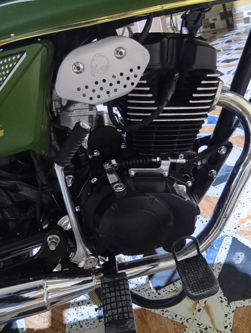 موطور 25 للببع كلشي بي شغال 
***********
ادمن 🤎
