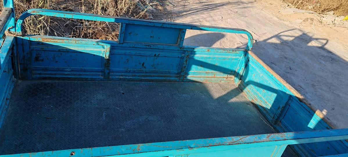 السلام عليكم شباب هاي ستوته موديل ٢٠١٩ مثل ماواضح كدامك اني مكلف بنشرها رقم راعيها وفتهم منه لحد يراسلني خاص والله ماعرف بيهن. ***********
