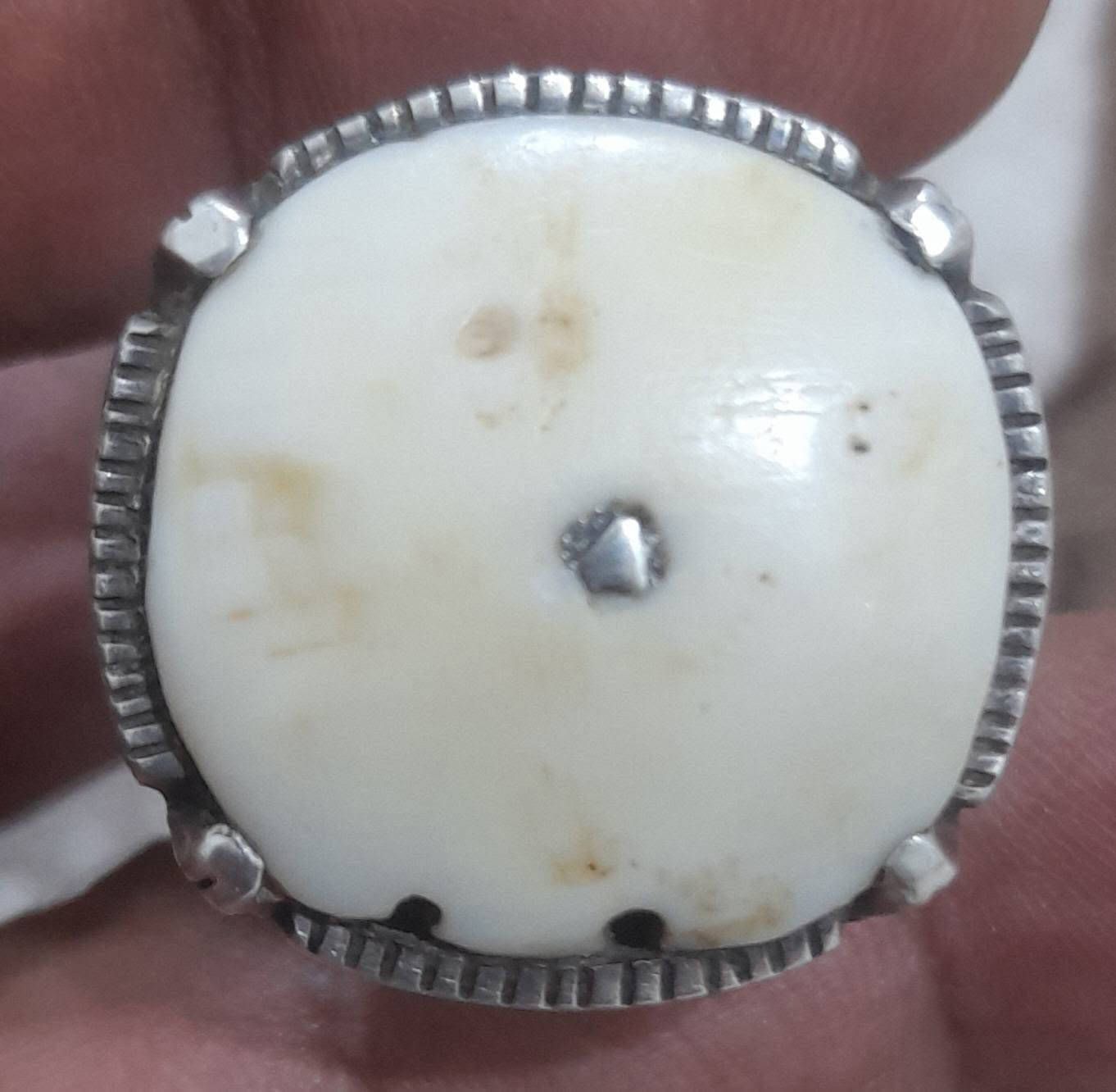 خاتم عطف قديم صياغه ثقيله البيع


**إذا كنت صاحب هذا الإعلان وتريد حذفه لأي سبب، رجاءا أرسل رسالة إلى الدعم الفني**