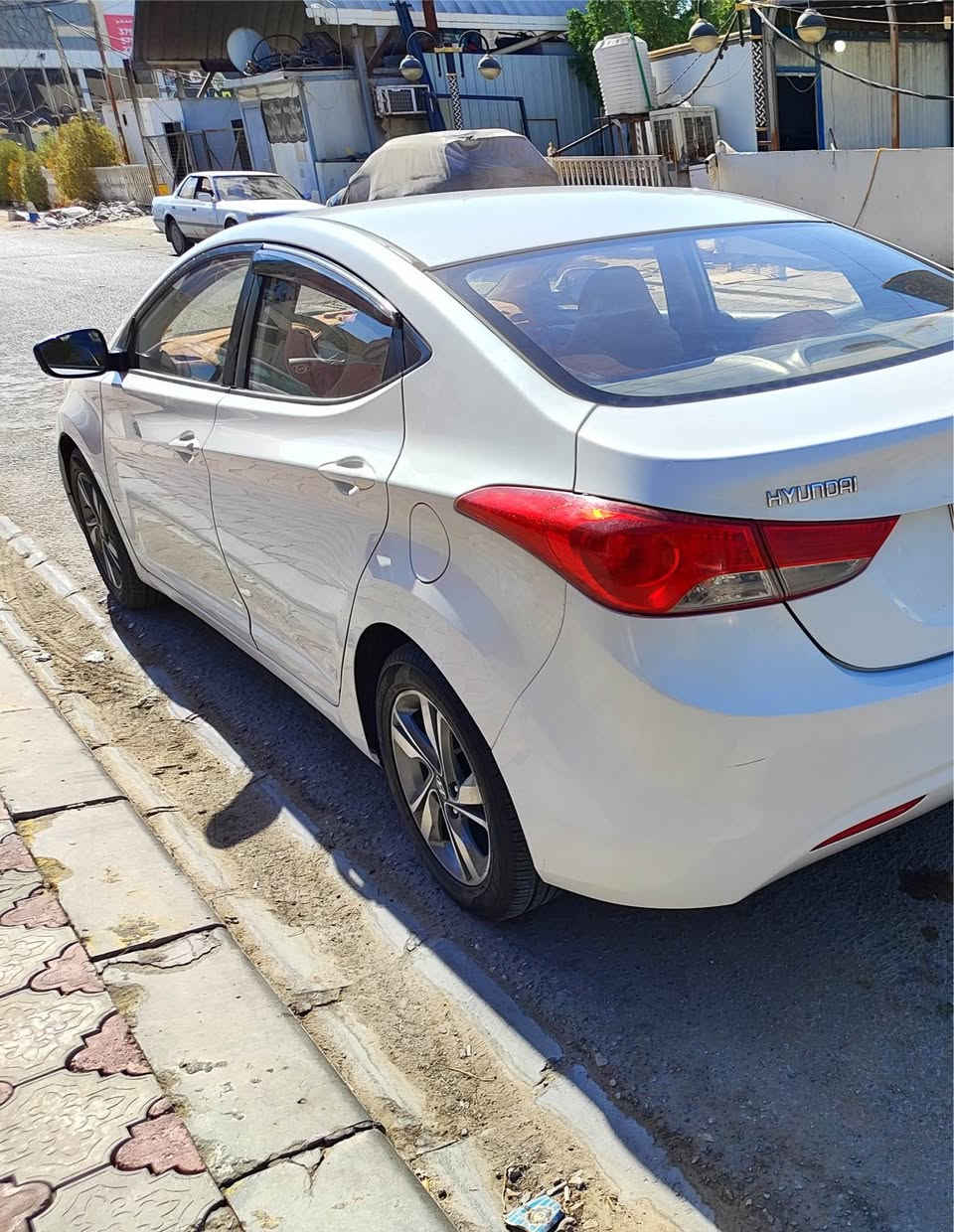 النترا مظلع ٢٠١٢رقم اربيل انكليزي بسمي
كير مكينه تبريد على شرط محرك ١٦٠٠
خليجي بيه رشات صبغ حوالي ٣قطع اثر تكشير صبغ كفاله من الظربه مكاني نجف 
السعر ١١٠وبيه مجال الشراي 
لاستفسار اتصل على رقم اني مكلف بنشر السياره ‭٠٧٧٥ ٠٠٥ ٩٩٩٨‬ النجف, العراق
