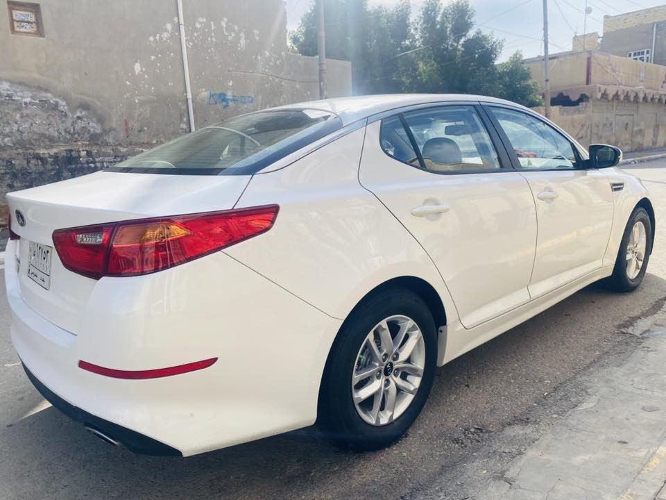 السلام وعليكم   

ابتمى مديل 16 نص فول شركه الدوليه 

مكينه كير كفاله شرط 

صدر امامي خلفي جاهز للاخير 

تخم تاير جواهة 

رقم بغداد 

السياره بيهة منضومه غاز وملغيه يعني بس اتحط الغاز وشغاله 

السياره متذب عليهة الف ماشيه 160 حقيقي مامتعوبه 

 مكان السياره واسط النعمانيه السعر 152 وبيها مجال ***********
