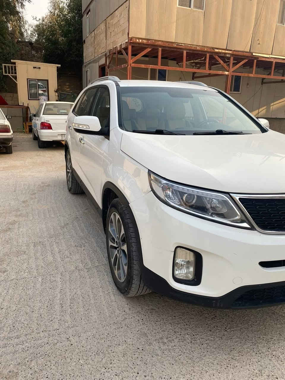 سورنتو خليجي 2015
بيه قطعتين تبديل وقطعة صبغ 
4 سلندر بصمة 7 راكب 3 قطع تبريد 

للإستفسار ***********
