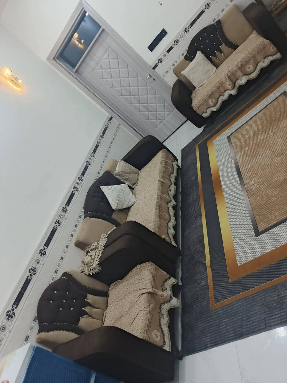 تخم تفصال الدرجه الاولى مسوي مليون وربع اريد ابيعه 400 بي مجال كلش نضيف ***********
