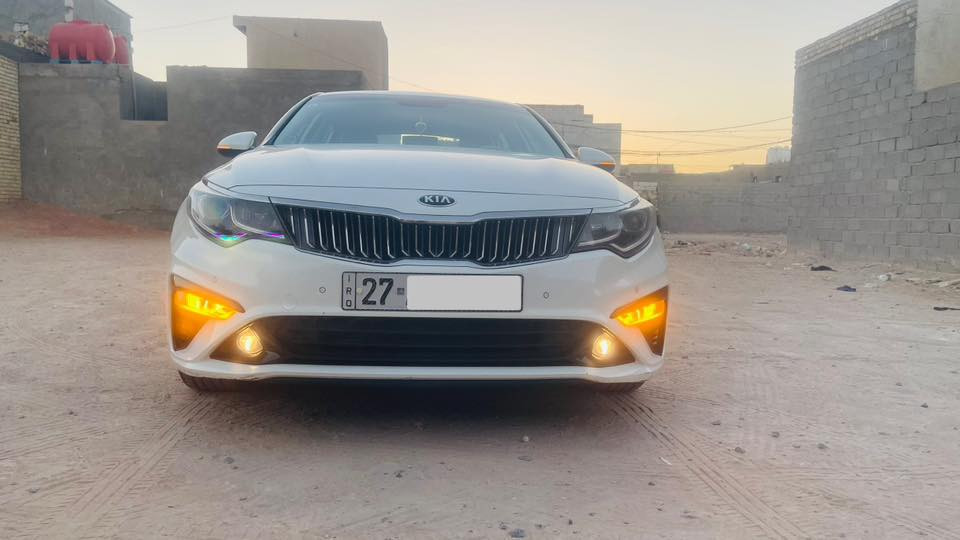 اللهم صل على محمد وال محمد
اوبتيما موديل 2019 خليجي 

سيارة كفاله ما عدا الشخط الموضح بالمنشور ومخليه على حاله 

مواصفات محرك 2000 دوش

حساس امامي خلفي 

كامره خلفيه دواره 

تبريد قطعتين 

رقم ذي قار الجديد سنوية لل29 بإسمي مداور نفس اليوم

تخم تاير جديد ويل 17 

سياره جاهزة من كل شي 

تبريد ثلج 

حداديه بلاد 

ماشية 102 الف

اي نقص مابيها سيارة 

السعر 190 الي ميعجبه خل يدعي النه بالرزق 

التواصل ***********
