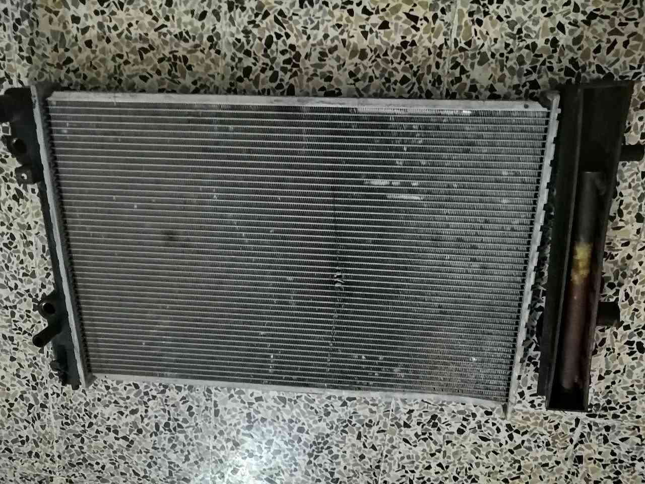 السلام عليكم عندي مروحه وراديتر عدد ٢للبيع تنشد لسياره كير اوتماتيك الأولى بيهه كسر في بوري السحب من الدبه ولحمناهه والثانيه بيهه بوري المداور لدهن الكير عاطل سعرهن ٦٠ الف للتواصل الاتصال على الرقم *********** /***********
