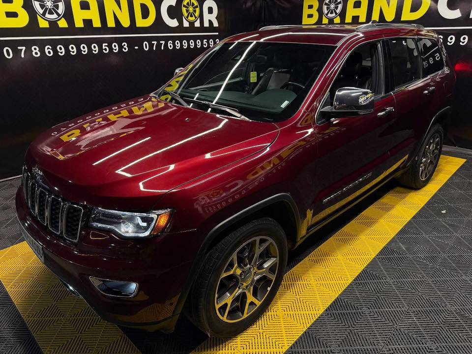 ⁨ السلام عليكم جيب
 كراند شيروكي وارد امريكي بدون حادث
بارد فقط 
 2022
بغداد بسمي
 لون ماروني دواخل اسود جلد 
 ماشيه 34 الف 
محرك 360
 نوع الدفع رباعي 
 بصمة تشغيل - دخول ذكي  - انظمة امان  وضعيات قيادة -مقاعد تدفئة -ستيرن تدفئة -رادار محيطي - حساسات - تحديد مسار - نقطة عمياء - مثبت سرعة -كاميرا - شاشة كبيرة- سياقة ذاتية - تشغيل عن بعد- خزن ميموري كراسي -نضام شحن واير لس مع تايب سي سريع ومواصفات أخرى
*********** .
