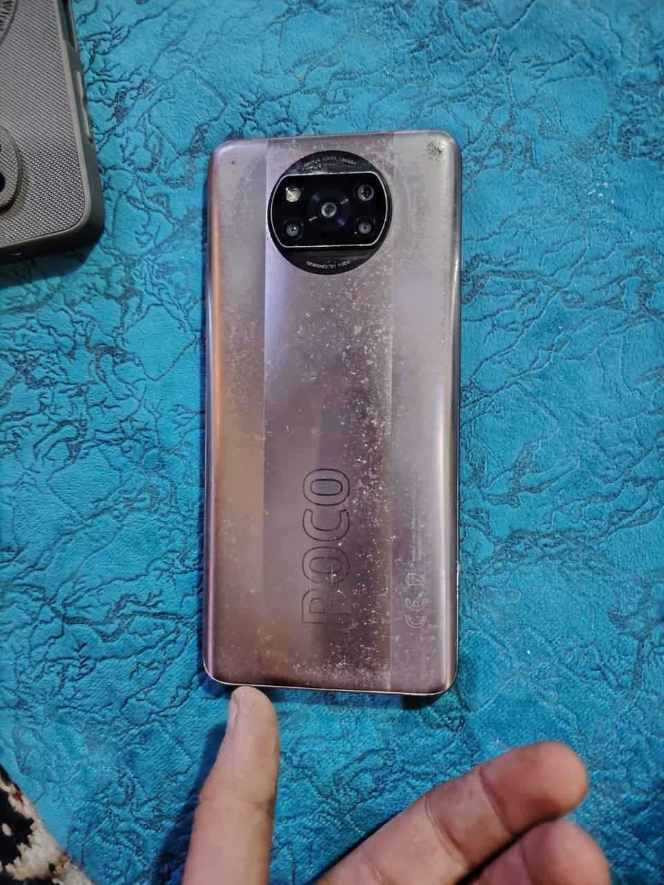 السلام عليكم شباب بوكو اكس 3 برو ذاكره 256 شاشه 120 شحن سريع يصور 4k شباب مراوس بتكنو مكان العلاوي شارع حيفا رقم الهاتف*********** وبي واتساب
