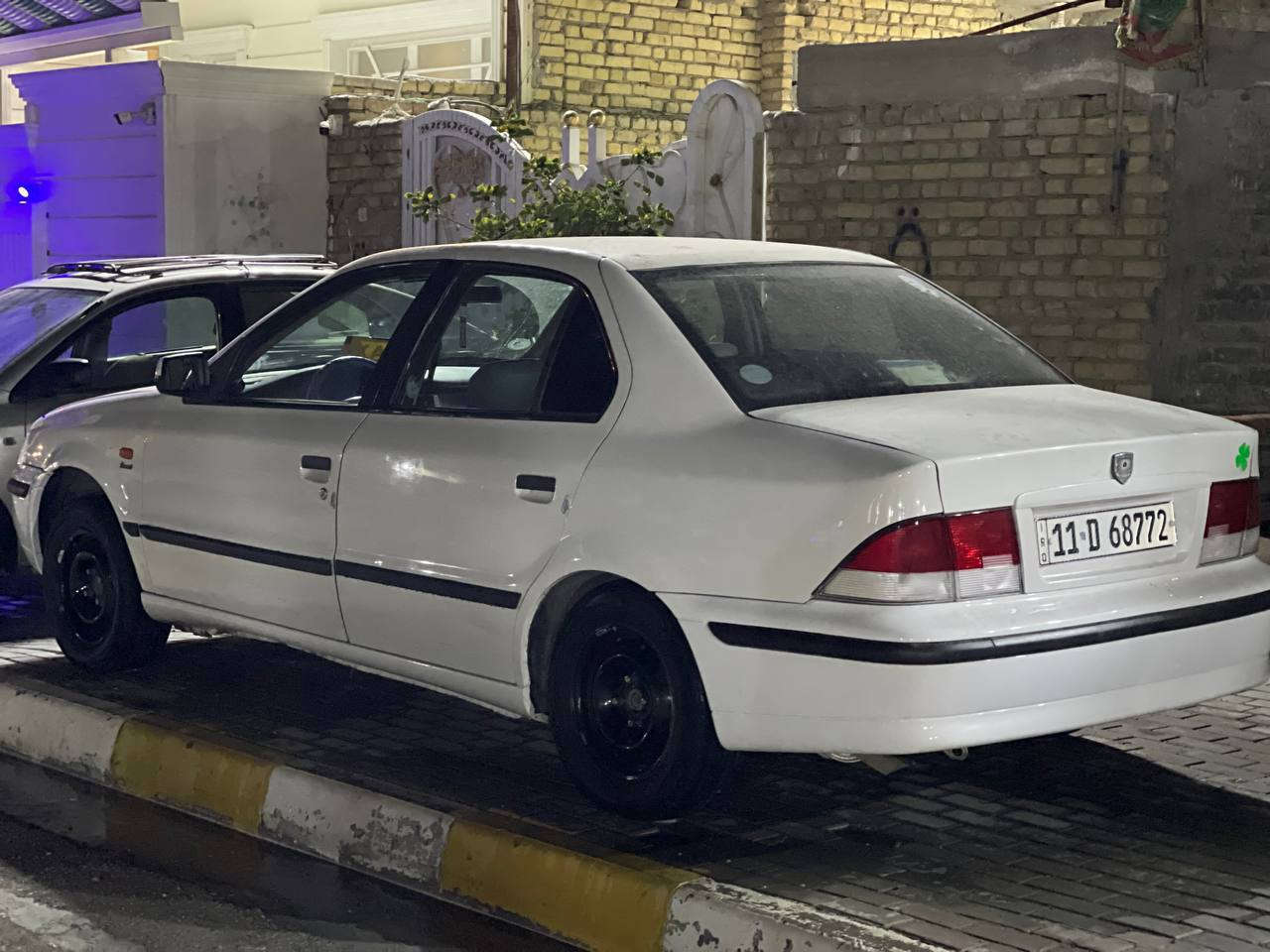 السلام عليكم سمند مديل 2009 
مكفوله عده الباب خلفي مرشوش صبغ 
لا خياس لا  لا تعمير 
دوشمه عامه كشنات وسفاري 
رقم بغداد نكليزي تحويل ثاني يوم 
مكاني واسط كوت الإستفسار الاتصال ***********
