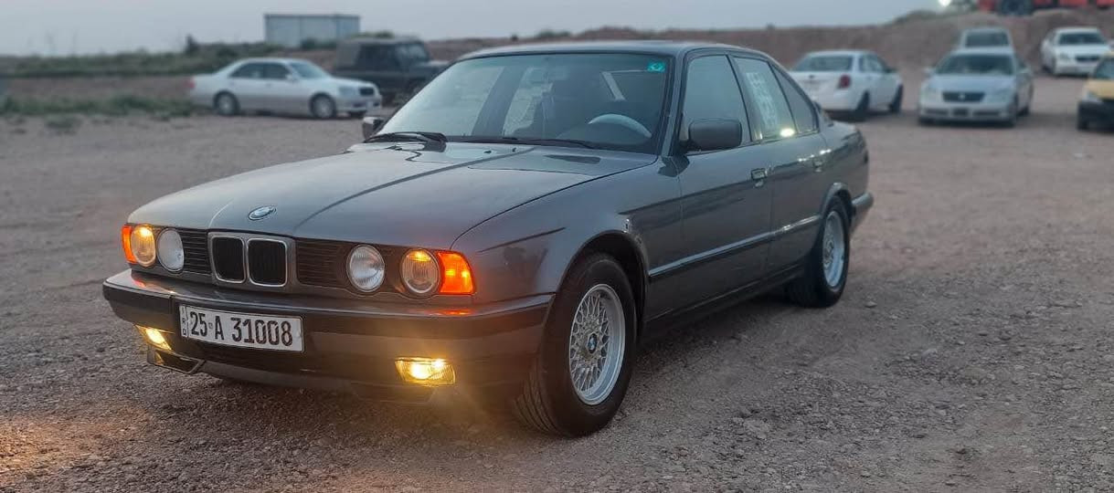 Bmw525iA 1992 بێ لێدراو به‌شه‌رت له‌سه‌ر بیلاد ماوه‌  هه‌موو گیانی ئیشه‌كاو به‌شه‌رت سه‌نویو ره‌قه‌می تازه‌یه‌ به‌شه‌رت ته‌حویل غه‌رامه‌ 

***********

0771 546 6400 كركوك, العراق
