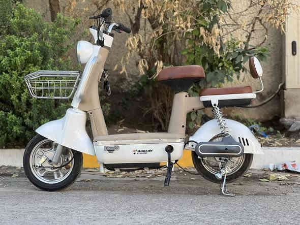 *_~سلام عليكم شباب دراجه شحن البيع استخدام12يوم  فقط تجي وشوف بعينك دراجه بعدها زيرو ع وضع شركه 
الموديل2025
نوعيه KOREA.MR🦅
الحجم 14💪🏻
بطاريات 4❤️‍🔥
السرع3👀
سرعه 45🧿
تمشيك 35كيلو وكثر🫵❤️‍🔥
تايرات جويلس😈
اشاير رباعيه😛
استان صفح 👽
استان تعليك 🤡
شاشه تاب تعرض لك اي عطل 👨🏻‍🏫
 اي استفسار تصال👇🏻

***********
