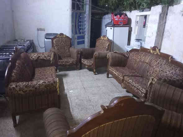 تخم ابو تاج خشب ماله كله صاج البيع سعره 100بس الشراي يتصل ع رقم ***********
