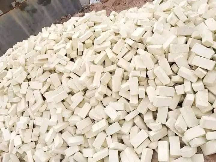 يوجد  #طابوق معامل العمارة
  عدد 8000طابوقه #وزياده500 
#ويوجد #تك 4000وزياده# 250
 ويوجد كسر للبيع 
نوع بيرنا (الطيب-العماره)  
ونوع انجكتر. قوه ولون وعدد كامل وقالب واحد  
ويوجد طابوق درجه ثانيه بانسب الاسعار مواصفات عاليه

الإستفسار الاتصال على الارقام التاليه او على الواتساب

 ***********
