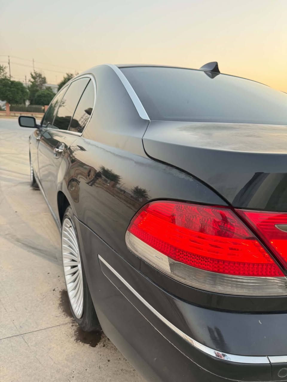 بيم ساغ ساغ bmw 750i alpina
2006 
فول فول 
حجم 750i
كوشن جلدو هيتر و مساج و ساردو گه رم
مه كينه و گير به شه رته 
ناوي vip
سه ياره كه ساغه و 2 پارجه ى بوياغى ئه وروپايه 
واتا دوبه يه 
سلايد ناو زه رد 
نوقساني نيه 
نرخي خوار بازار 
علوجه  
48 معامله ي كه م 
***********
***********
