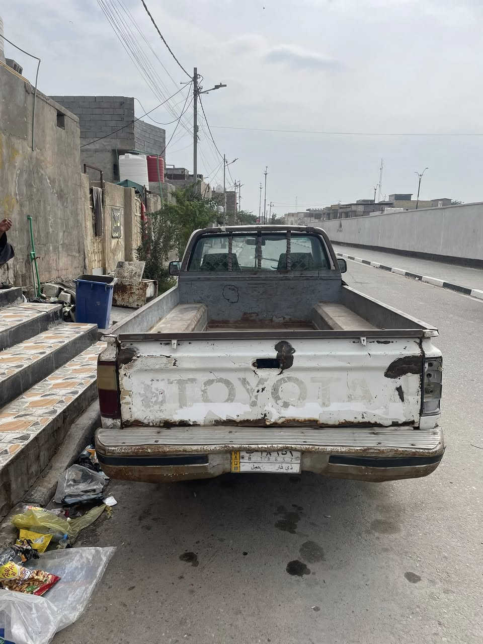 السلام عليكم تيوته جمرة مديل2000كير ومحرك اوتماتيك سنوية السيارة ل29 رقم ذيقار راعيها بالبصرة ومكاني بصرة السيارة 5حلقات تخم تاير جديد السعر (60)وبيها مجال هذا رقمي والشراي يخابر ما متواجد على الفيس ***********
