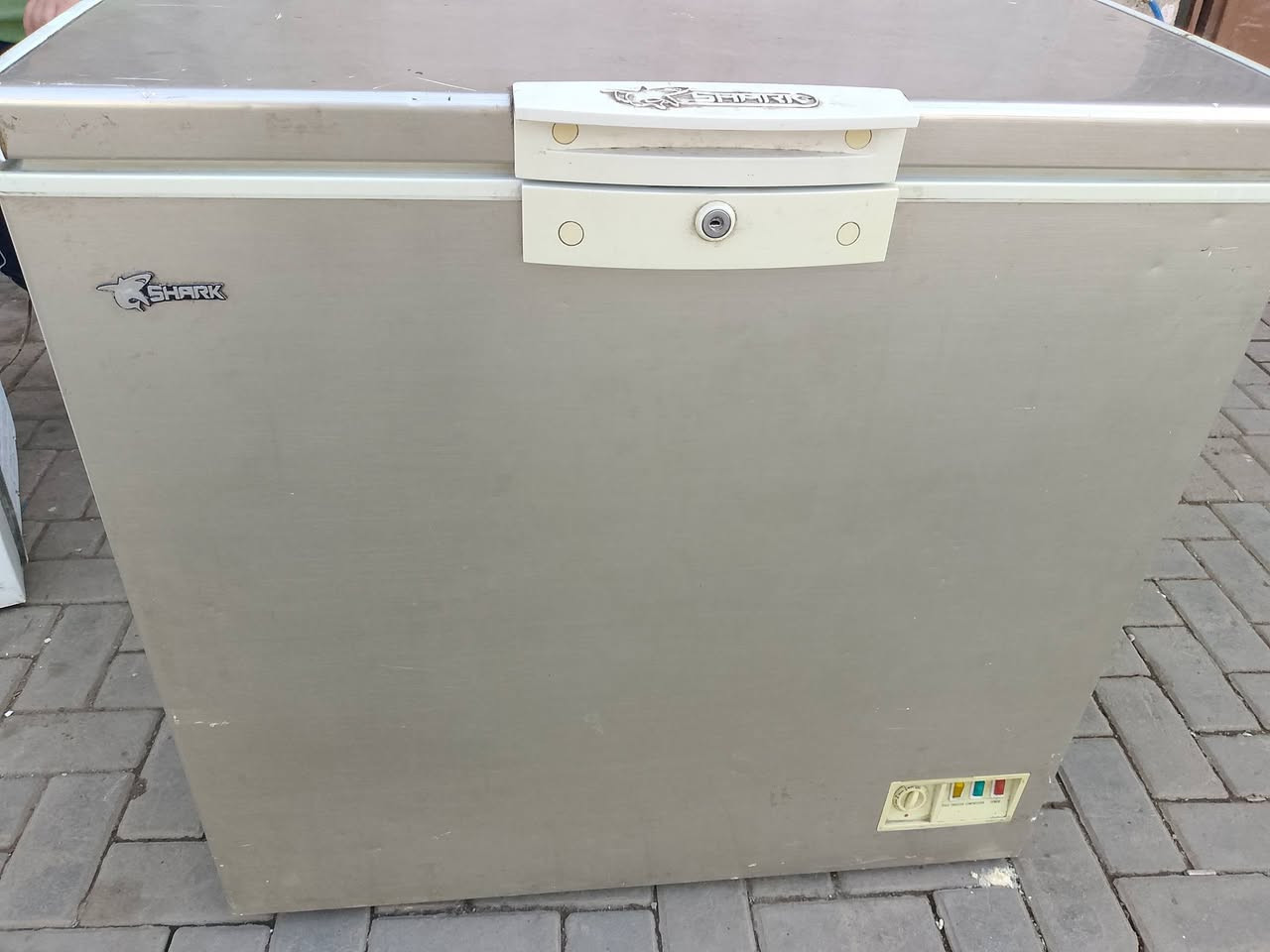 مستعمل للبيع مدينه الصدر ***********
