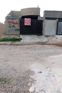 بيت 100متر عنوان فيلق قرب جامع هاوكاري