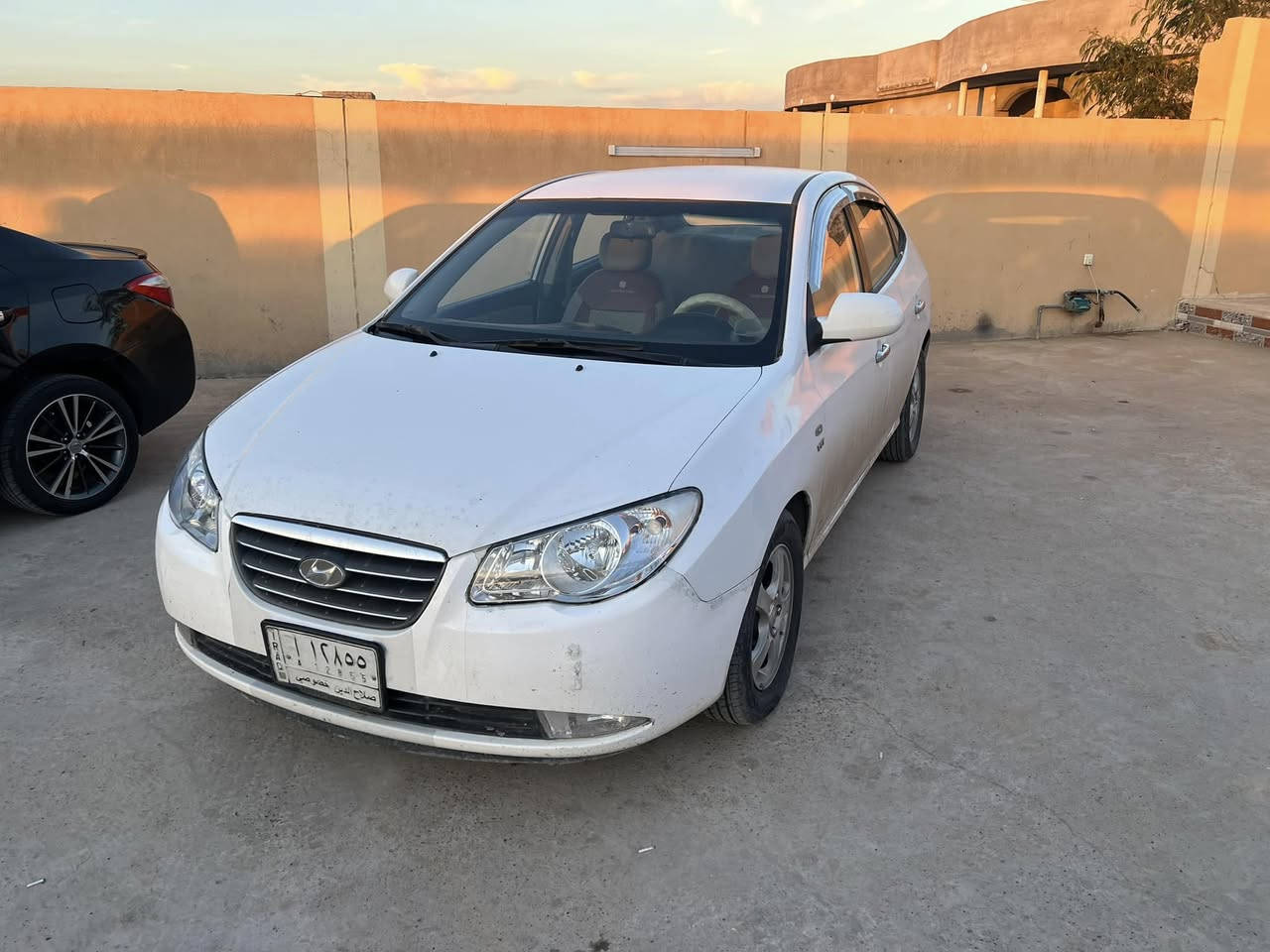 سلام عليكم 
افانتي للبيع
موديل 2009
ضرر جاملق فقط بدون دواخل 
كير ومحرك شرط 
تواير وصدر جدد
السعر 108وبيها مجال للطيبين 
الرقم ‭0782 142 5683‬
