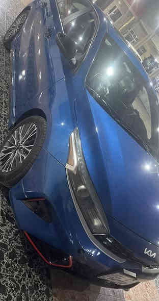 السلام عليكم 
فورتي 2022 فول واحد على واحد 
فول مواصفات 
لون سمائي (جويتي)
-محرك 2000دوش 
-كشنات جلد 
-كشن تبريد تدفئه +كشن كهرباء
تشغيل عن بعد 
سياره فول اعلى فئه 
-فتحه
-بصمه 
-معروفه مواصفات الباقيه للفول 
تحويل مضمون بأسمي السياره هزه جديده +رقم جديد 
ماشيه 59
 سياره حلوه وجديده 
الحادث (الجاملغ الأمامي وشويه إصبعين بلباب موضح بالمنشور 
+ قطعتين بخ أمريكي 
العنوان بغداد الشالجيه
السعر 158
الرقم 
***********
